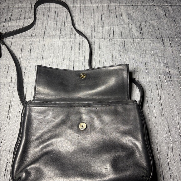 Giani Bernini Black Leather Shoulder Bag - Picture 5 of 5